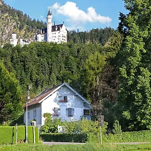 Bed & Breakfast Romantic-pension Albrecht - Since 1901, Hohenschwangau